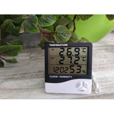 Цифровой гигрометр 4в1 для детской комнаты.