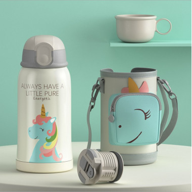 Термос с поильником Единорожка Молочный 550 мл с чехлом и чашечкой