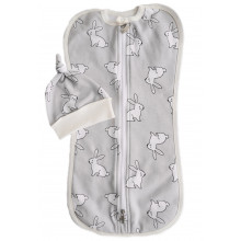 Евро пеленка кокон на молнии с шапочкой Серо-молочный с кроликами (байка) №40 (0-6 мес)