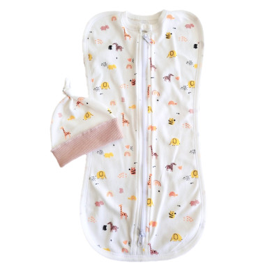 Евро пеленка кокон на молнии с шапочкой Молочный с разноцветными животными (интерлок) №63 (0-6 мес)