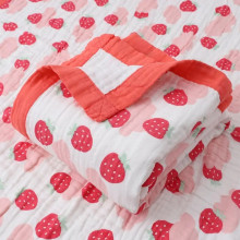 Плед муслиновый 110х110 см Mommy Bag Клубника