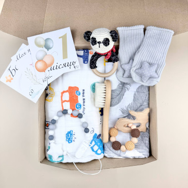 Подарочный набор “Привет Мир” с пледом №8 новорожденному на выписку