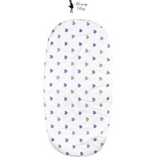 Простынь-наматрасник 80*40 см в коляску №2 Сердечки серо-золотые Простынь-наматрасник 80*40 см в коляску №2 Сердечки серо-золотые