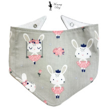 Слюнявчик-нагрудник непромокаемый №26 Зайчонок девочка Слюнявчик-нагрудник непромокаемый №26 Зайчонок девочка