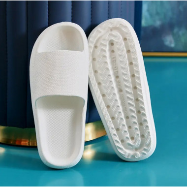 Женские однотонные тапочки Mommy Bag 40/41 Белые